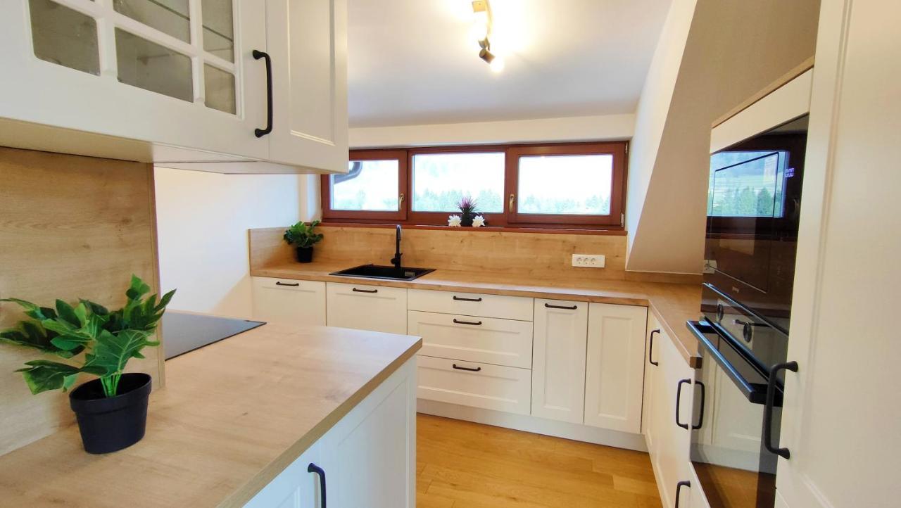 Apartmaji Dora Mojstrana Exteriör bild