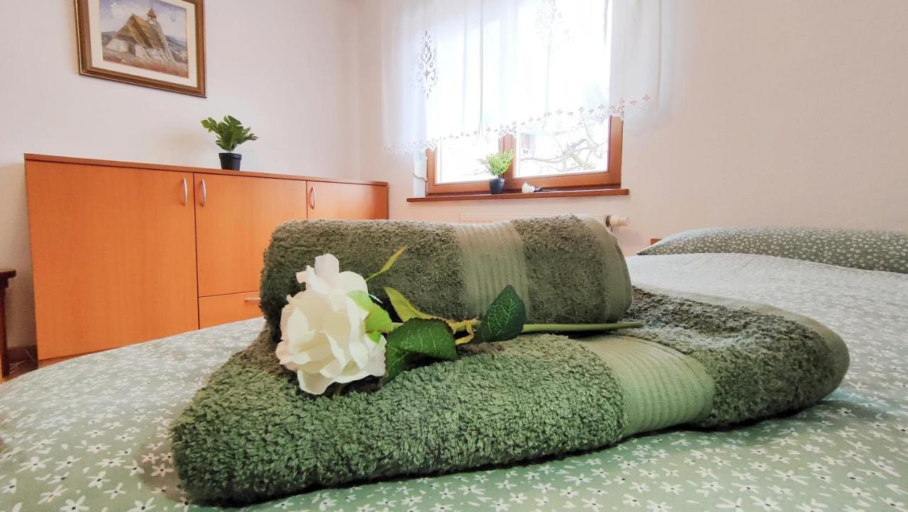 Apartmaji Dora Mojstrana Exteriör bild